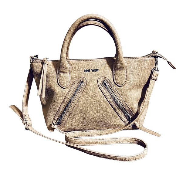 Nine West Handbags - Nine West Tan Beige Crossbody Purse Handbag
